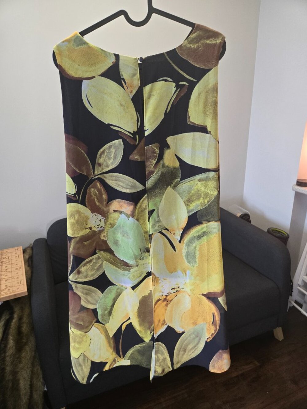 Melanie Lyne High-Low Floral Blouse Yellow Black Sleeveless Flowy Top NWT